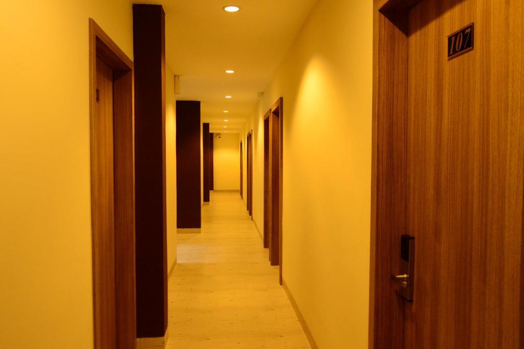 Batam Redlink Hotel מראה חיצוני תמונה